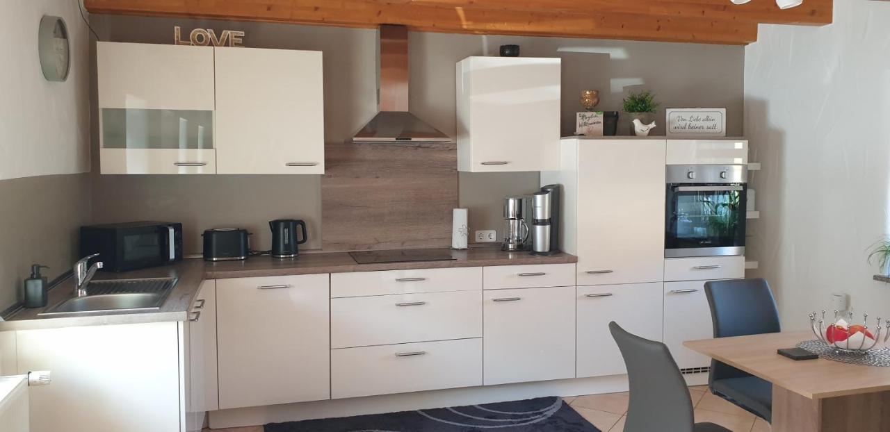 Ferienhaus Sabine Im Biosphaerenreservat Bliesgau บลีสคาสเทล ภายนอก รูปภาพ